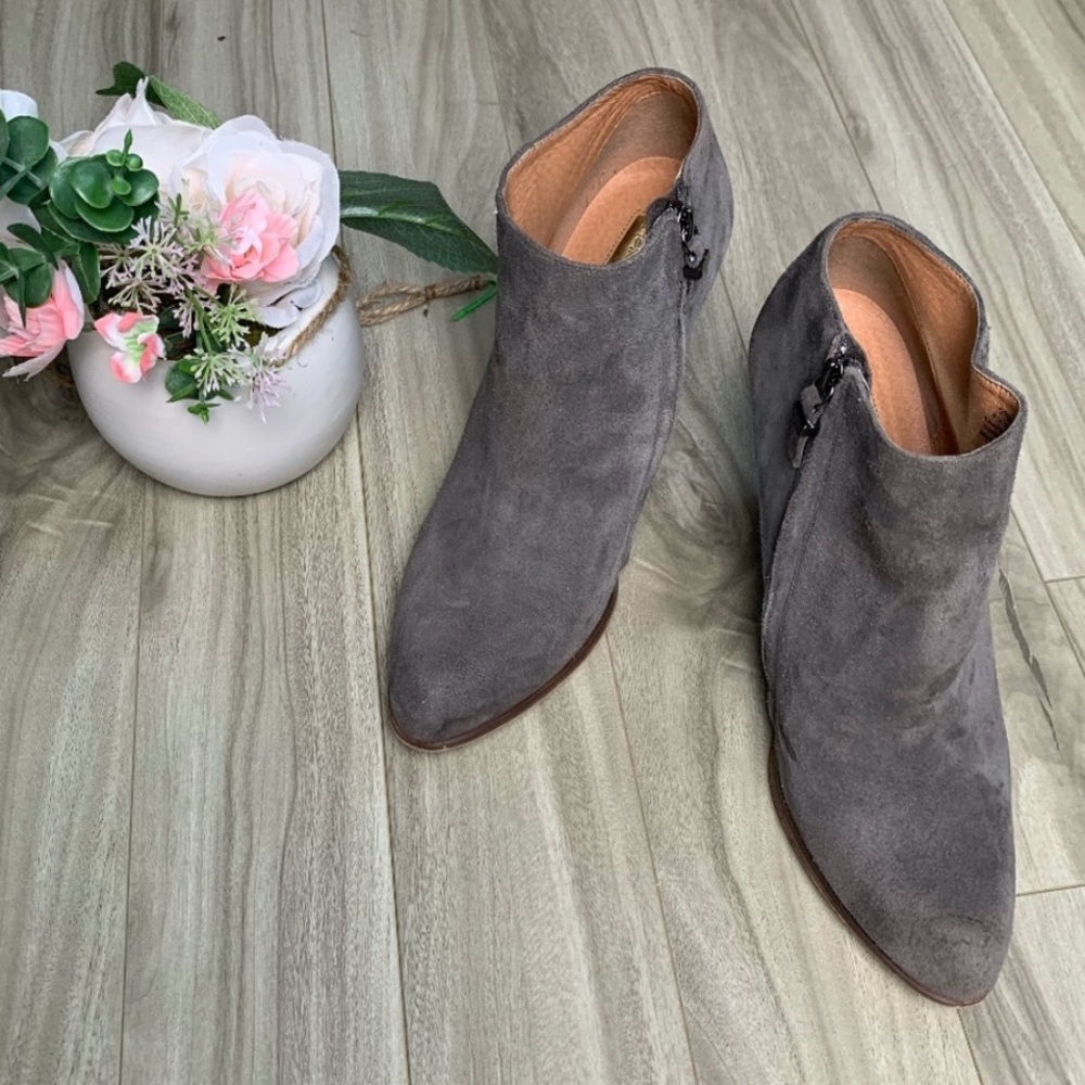 Halogen “Selbi” Grey Suede Wedge Booties